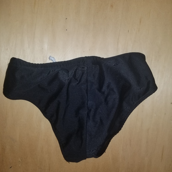 Swim briefs - Picture 3 of 5